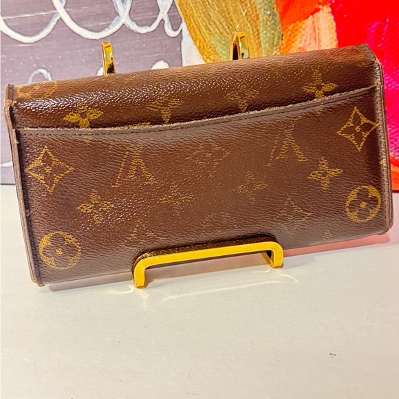 Louis Vuitton Monogram vintage Elegant Brown Women's Wallet - Picture 2 of 15
